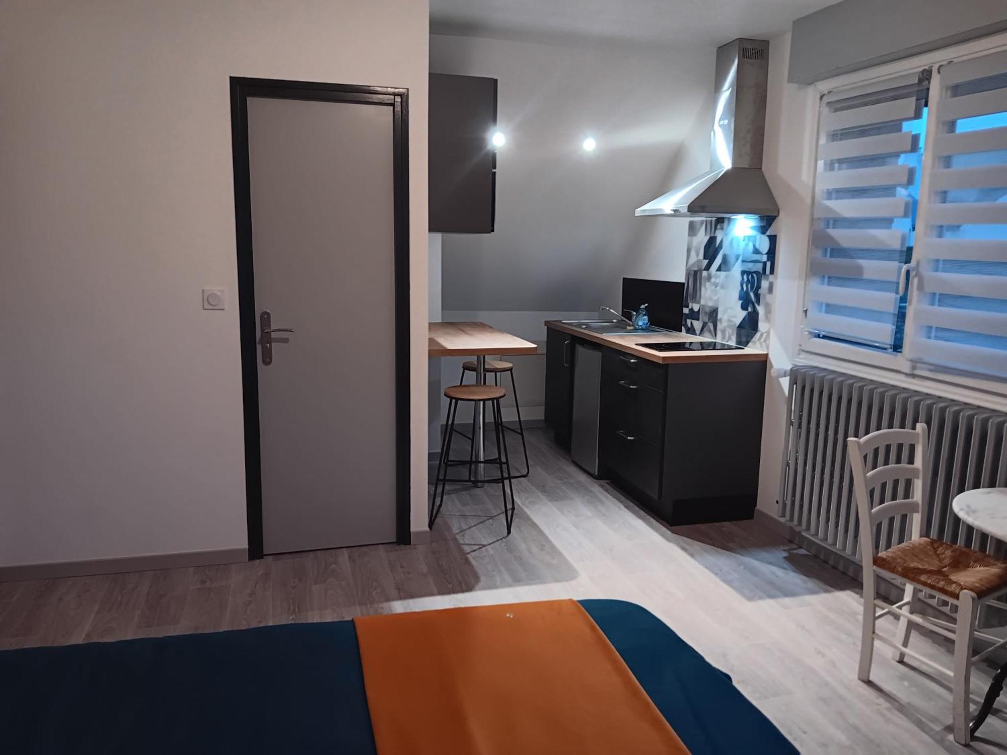 Studio Est Proche Centre Ville Loudéac Kültér fotó
